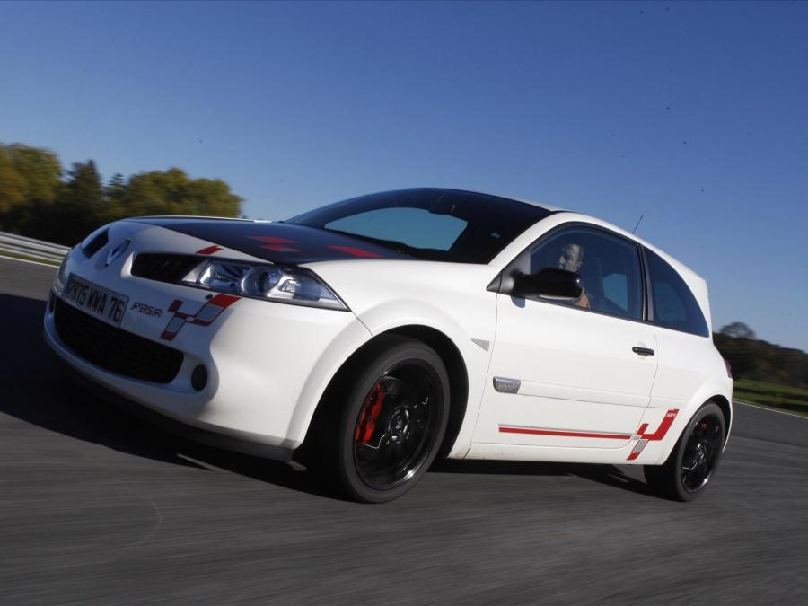  Renault Megane RS R26.R 2008 года  (фото 23 из 86)